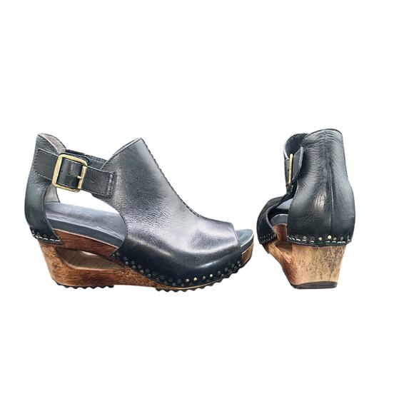 Dansko Marlow Black Leather Peep Toe Wedge Sandals Size 38 (US 7.5–8) - Picture 1 of 12